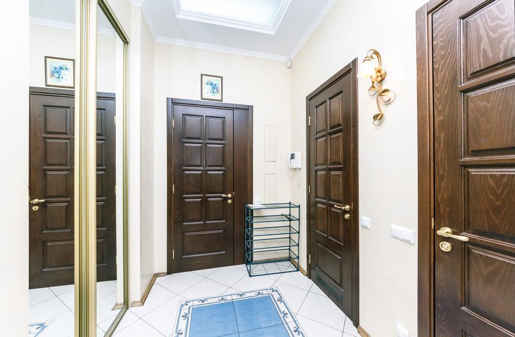 קייב Apartament On Independence Square מראה חיצוני תמונה