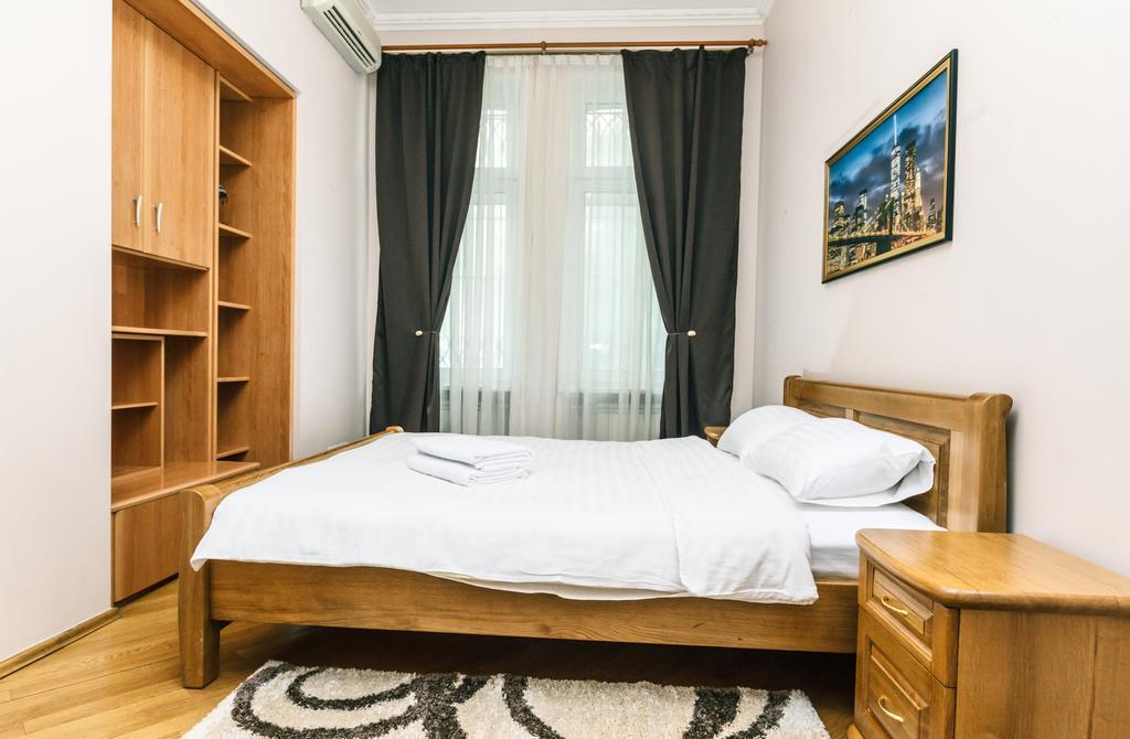 קייב Apartament On Independence Square מראה חיצוני תמונה