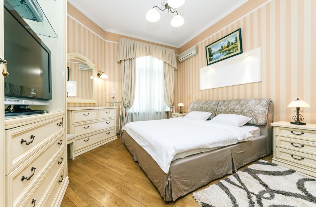 קייב Apartament On Independence Square מראה חיצוני תמונה