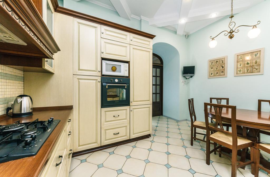 קייב Apartament On Independence Square מראה חיצוני תמונה