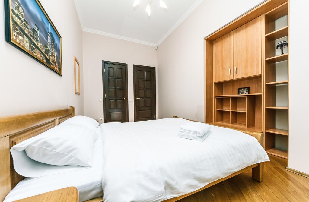 קייב Apartament On Independence Square מראה חיצוני תמונה